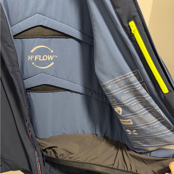 Men's Helly Hansen Alpha 4.0 Ski Winter Jacket - Picture 4 of 4